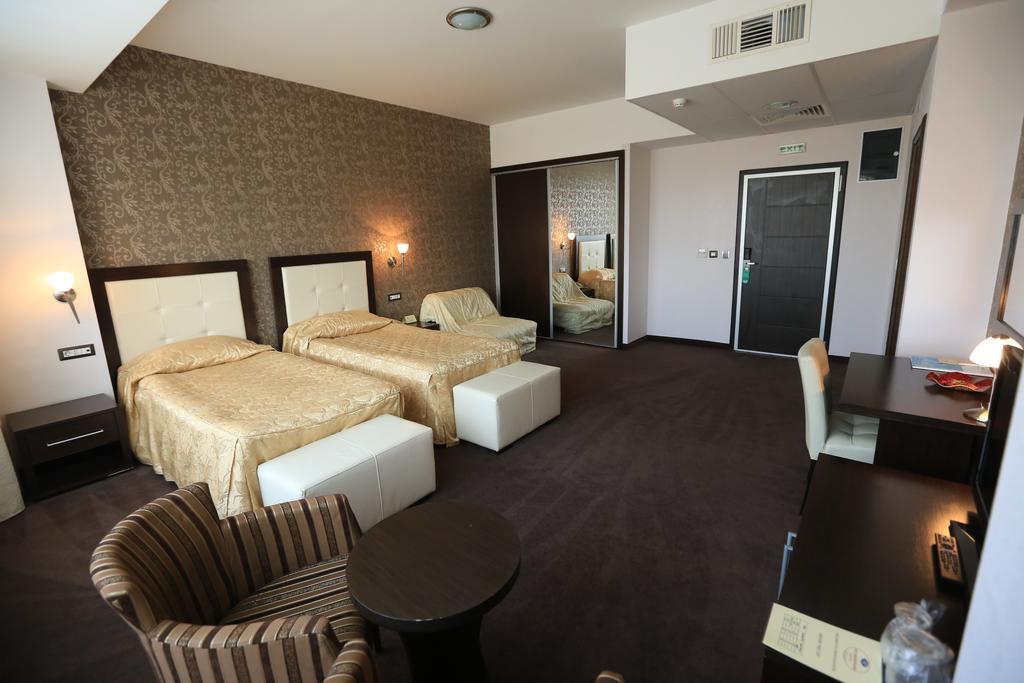Tcc Grand Plaza Hotel Skopje Exteriér fotografie